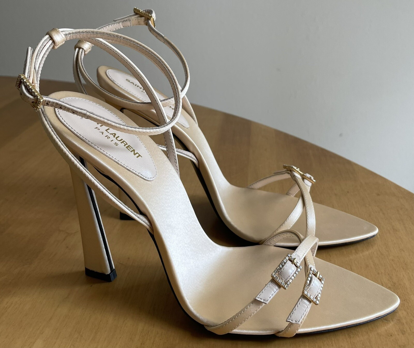 Autentici sandali Saint Laurent viola raso nudo taglia 39 BELLISSIMI!!