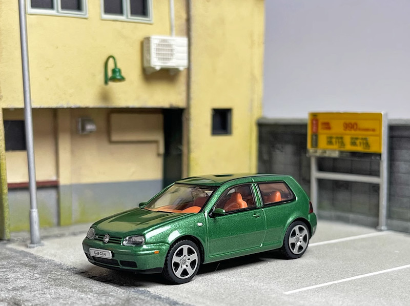 GCD 1:64 Green VW Golf MK4 GTI 2 Doors Sports Model Diecast Metal
