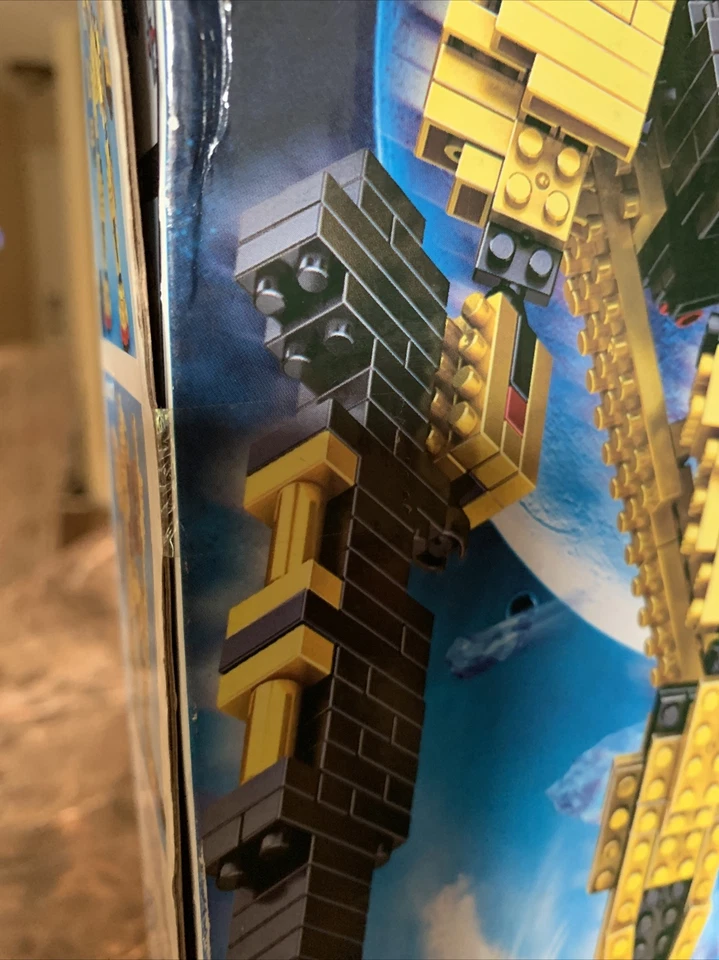 LOZ 3D Building Blocks iRobots Toy 9353 595 pcs Ages 9+ D Series Diamond Blocks - Image 3 of 3