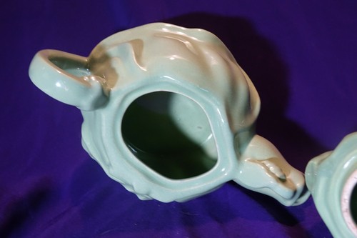 REDWING POTTERY TEAPOT Celadon GREEN Peasant GIRL Katrina GYPSY TRAIL #260 - Picture 7 of 10