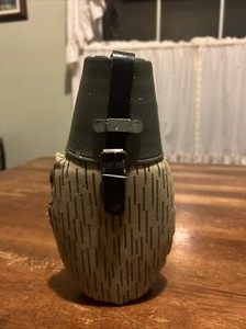 1980's Cold War East German Soldiers Canteen, Similar to WW 2 Canteen