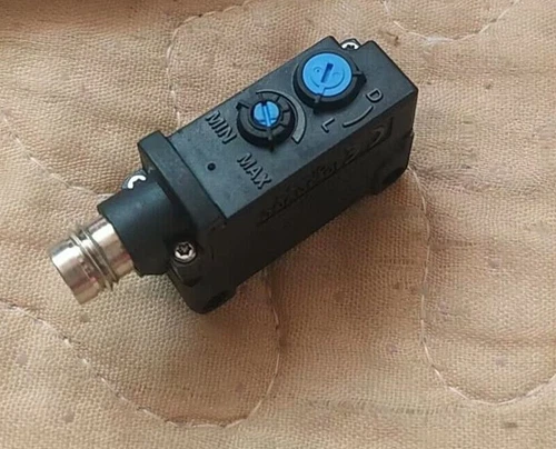 One New KEYENCE PZ-G42CP Photoelectric Sensor PZG42CP In Box Free Shipping  - Picture 5 of 5