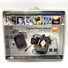 Innovage 8MB/USB Rechargeable Digital Photo Album with Keychain