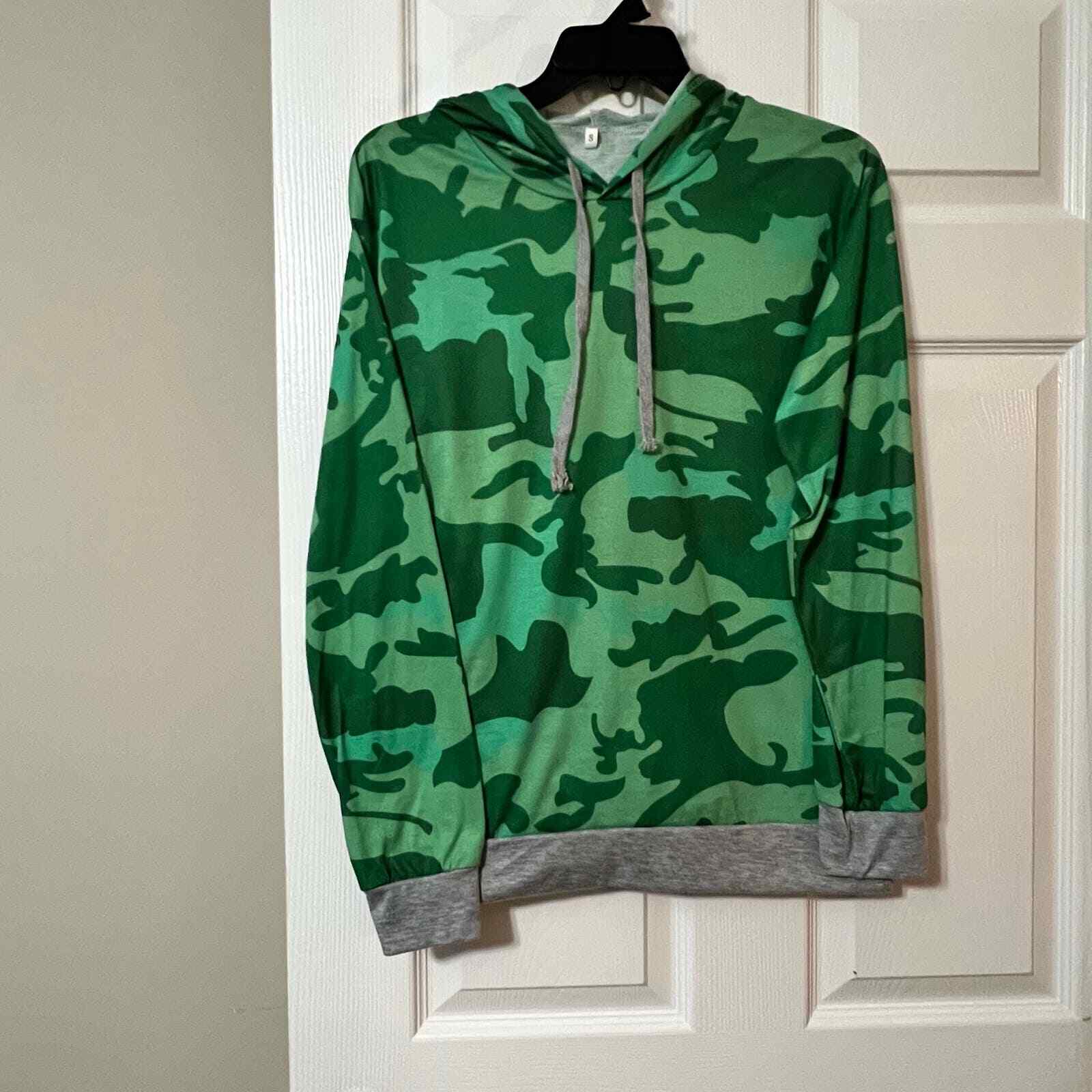 Hoodie Lightweight Camo Size Small Sea Green and Dark Green-image