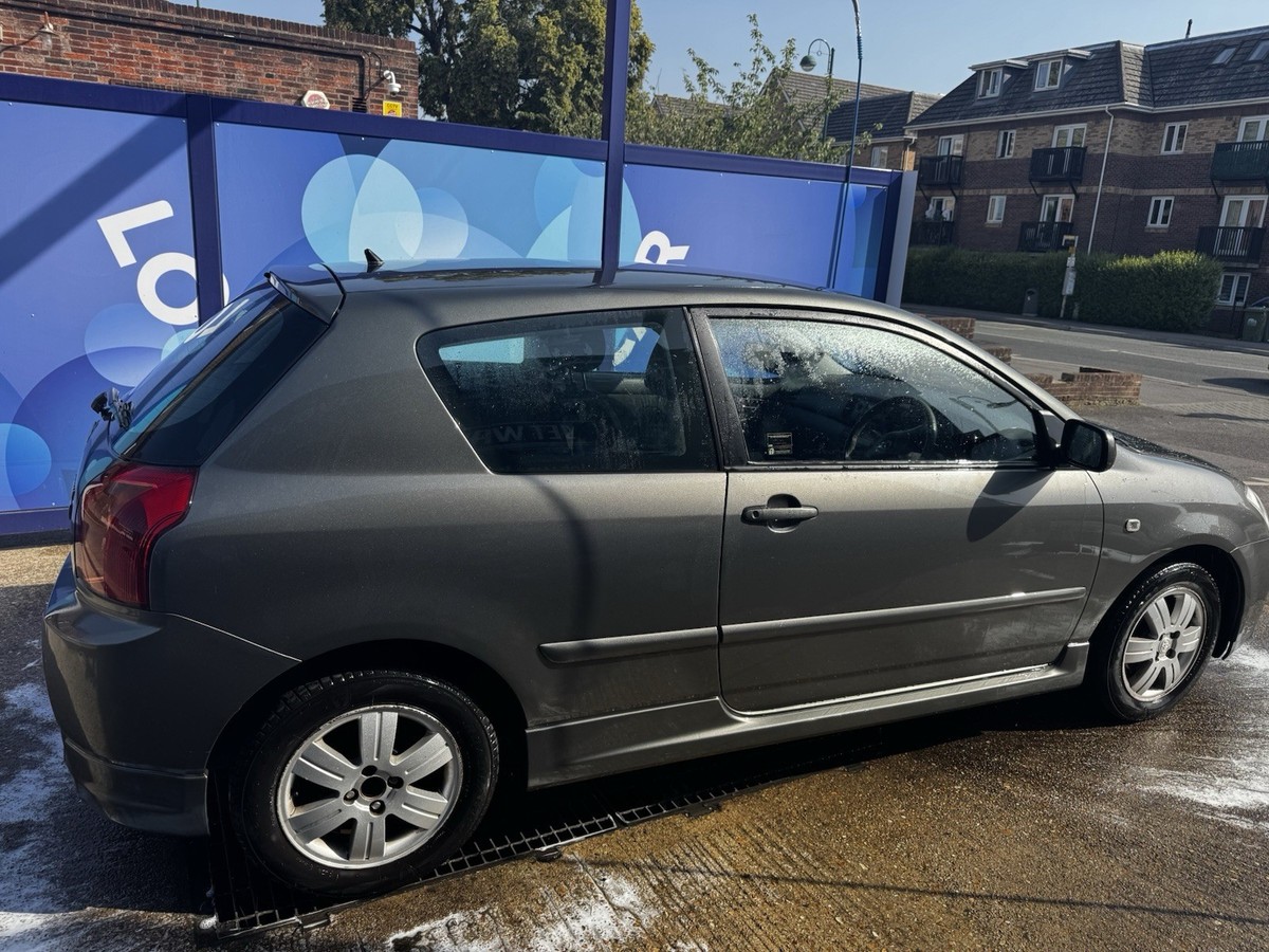 Toyota Corolla 2005