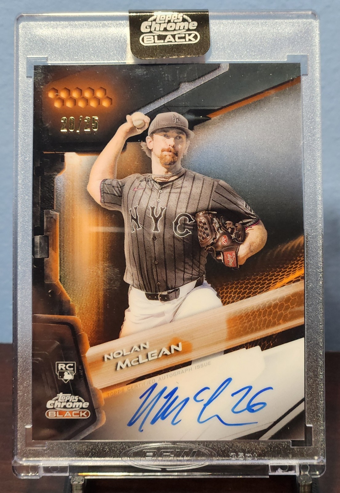 2026 Topps Chrome Black NOLAN MCLEAN (RC) Orange Refractor Auto /25 Mets Rookie