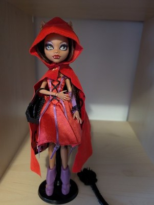 Mattel Monster High Clawdeen Wolf Scarily Ever After Little Dead Riding Wolf