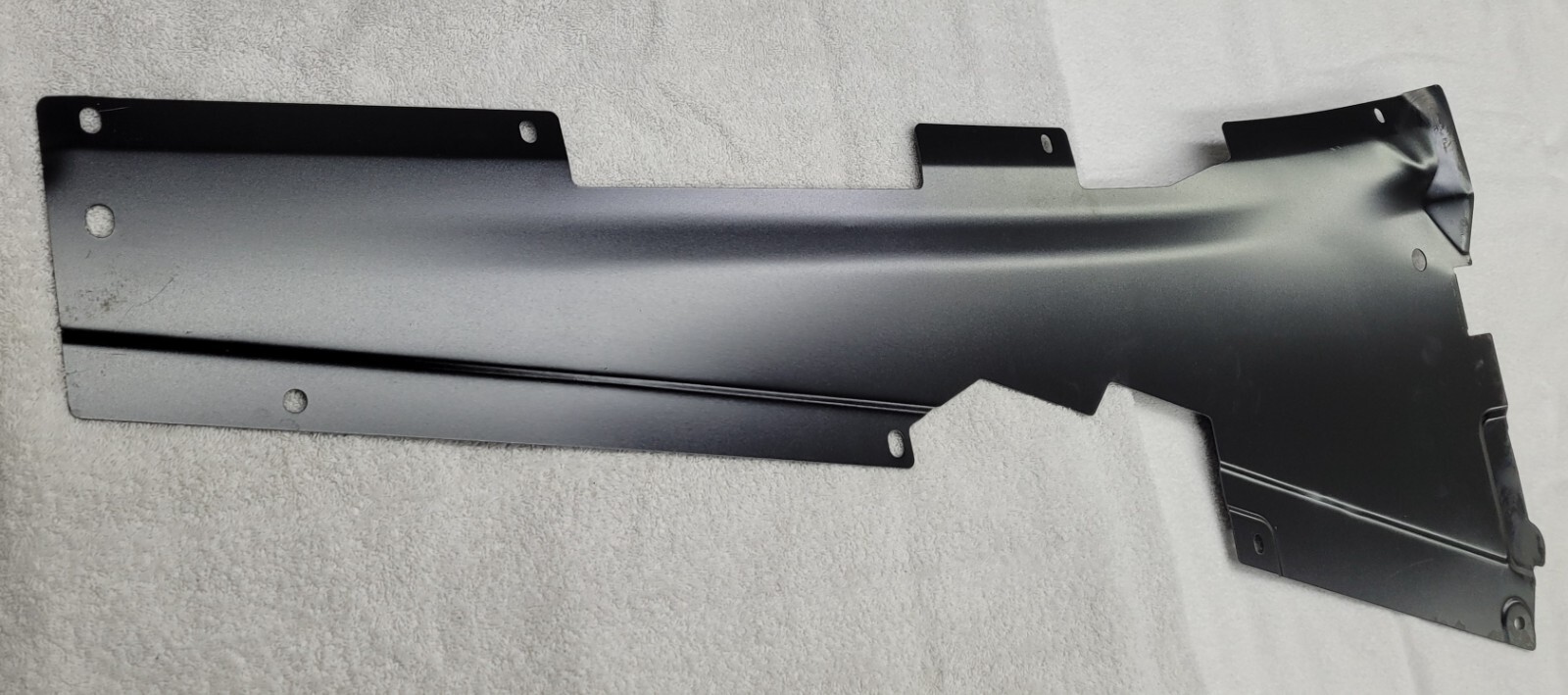 Rear Left Quarter Panel Under Body Tray Plate Shield 13AA869CP McLaren 570S