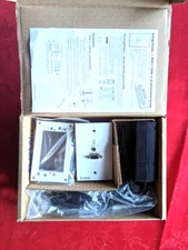 MTP T 15HD A WM Twisted Pair Transmitter for VGA and Audio - Wallplate, NEW