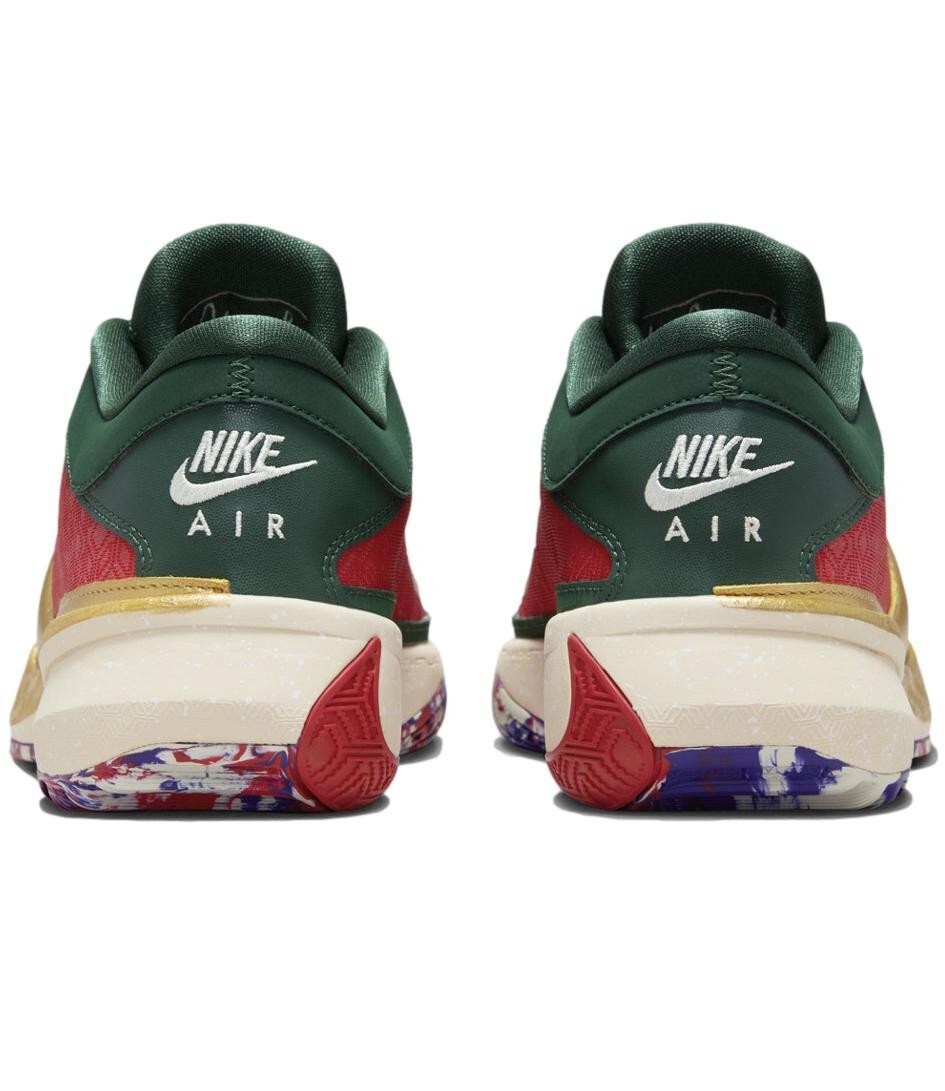 Size 10.5 - Nike Men