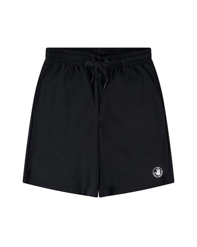 En Forme Athlétique Homme Dans Rouge Short Posant En Toute Confiance Avec Fort Physique En Forme Athlétique Homme Dans Rouge Short Posant En Toute Confiance Avec Fort Physique