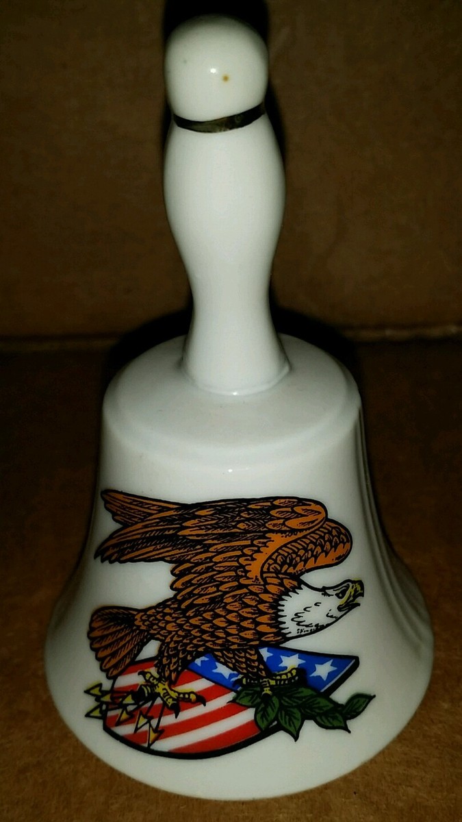 THE SPIRIT OF MY COUNTRY    サイン入り Porcelain Souvenir Bell Adorned with An Eagle/ Flag- Spirit Of 