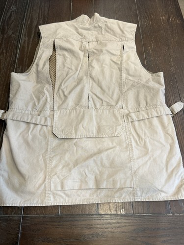 Cabelas Safari Series Men’s Hunting Fishing Vest Size Med - Picture 11 of 13