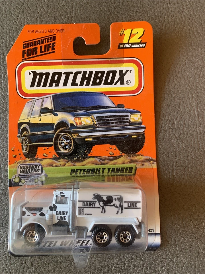 VTG 1998 Matchbox PETERBILT TANKER White Highway Hauler 12 Milk Dairy Line Truck - Image 2 of 3