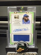 2024 Topps Definitive Baseball Vlad Guerrero Jr. Relic Auto /10 #DARC-VG