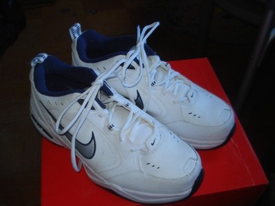 Men's Nike Air Monarch IV Size 10 White Blue Sneaker Shoes 416355-102 Nice Cond