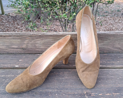 Vintage Gucci Brown Suede Kitten Healed Pumps Euro 38.5 AA NEEDS REPAIR US 7?