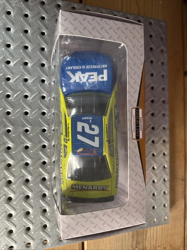 Nascar 2016 Paul Menard #27 Menards Peak Menards Gold Line 1:24 Diecast VHTF - Image 2 of 4