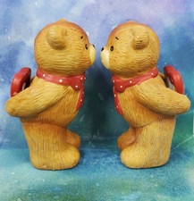 Enesco Lucy and Me Lucy Rigg Red Bow Bears With Hearts Behind Backs I Love You