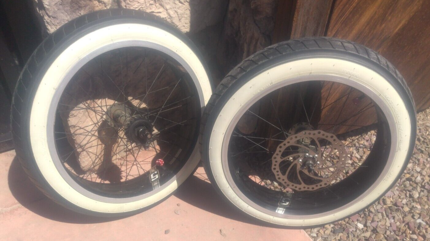 OCC Schwinn Stingray Chopper XL Rims With Whitewall Tires. 1 Rim With