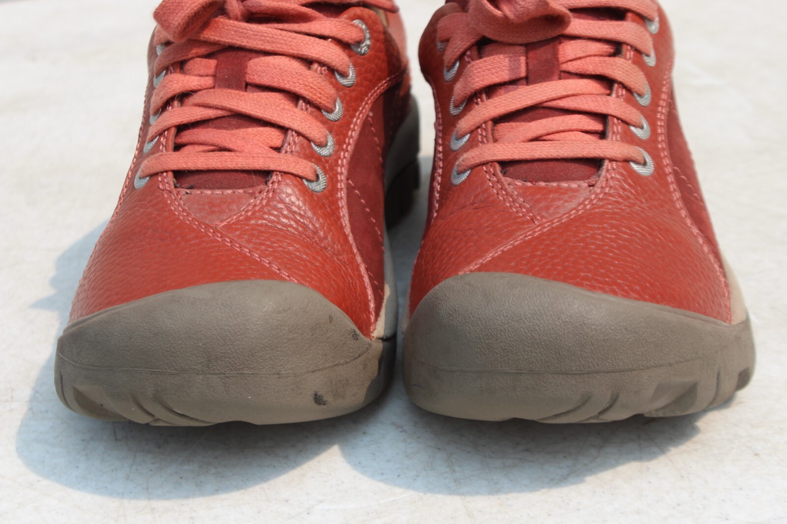 KEEN Presidio 1017948 Scarpe da Passeggio Escursionismo Donna in Pelle Rossa Taglia 7 EUR 37 5