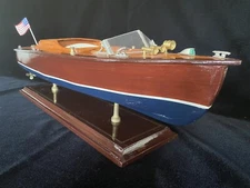 CHRIS CRAFT BAY CRUISER WOODEN MODEL TRIPLE COCKPIT