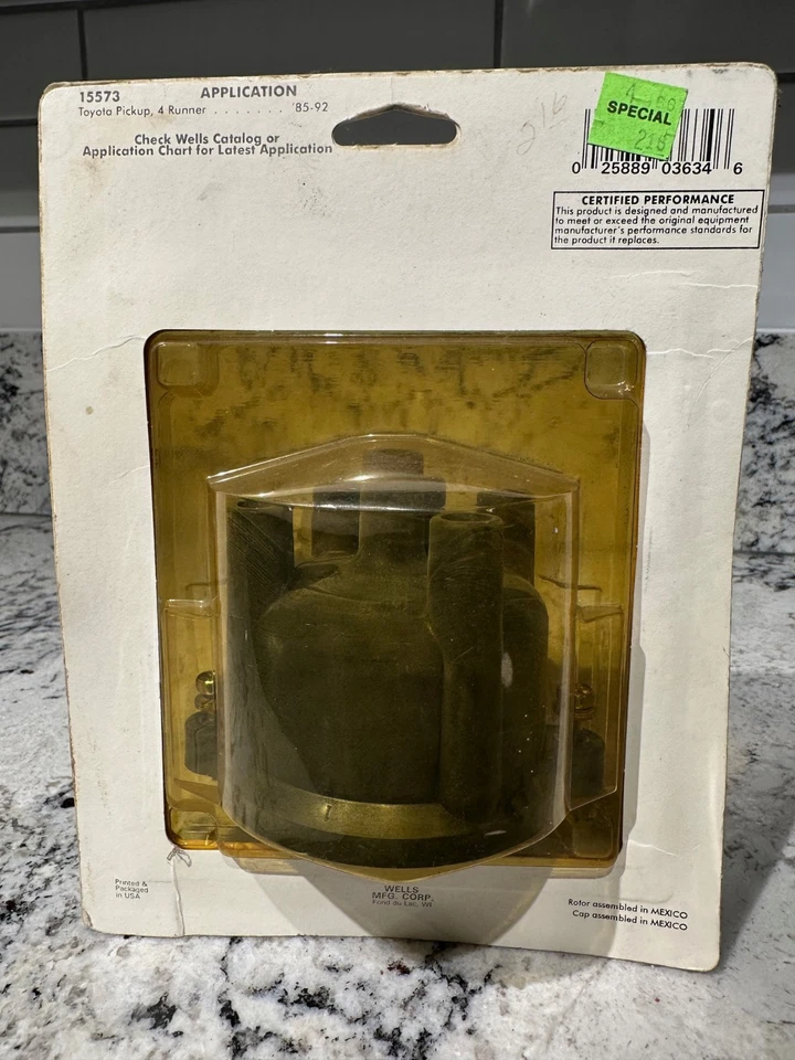 WELLS Toyota Distributor Cap & Rotor Kit Pickup 4 Runner '85-92 IOB NOS Foto 2 de 3
