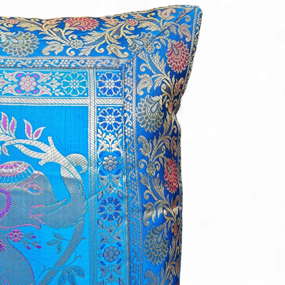 Funda Cojín Seda Brocado Artesanal Diseño Elefante Azul 16*16" Foto 2 de 4