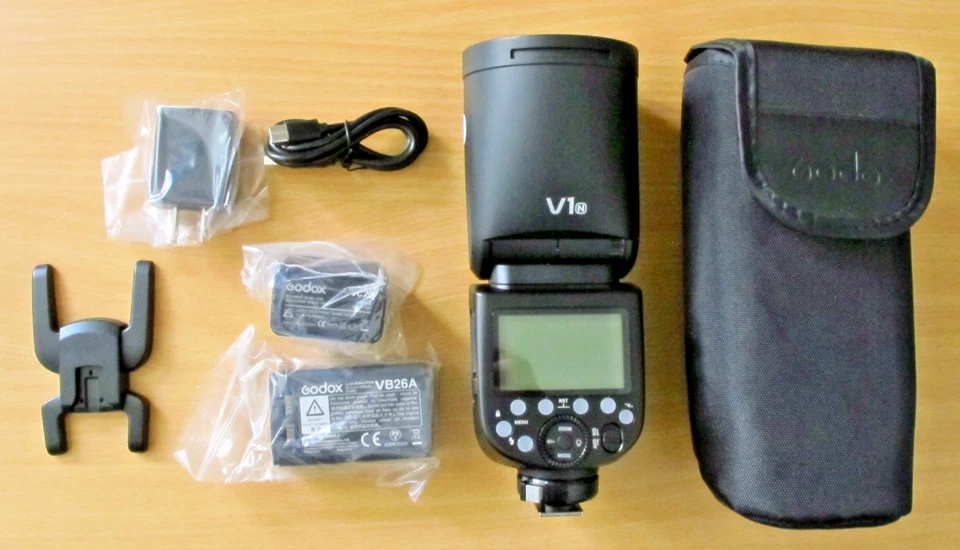 Flash inalámbrico Godox V1-N Speedlite Nikon 76Ws 2.4G X TTL 1/8000 HSS Flash Foto 4 de 4