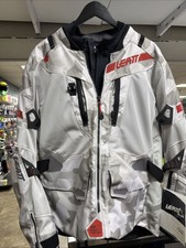 Leatt Jacket 7.5 Flow Tour 