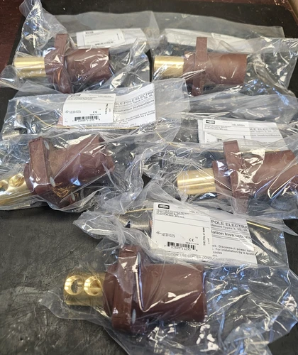 5PC HUBBELL HBLMRBN SINGLE POLE MALE RECEPT SCREW TERMINAL, BROWN (NEW)