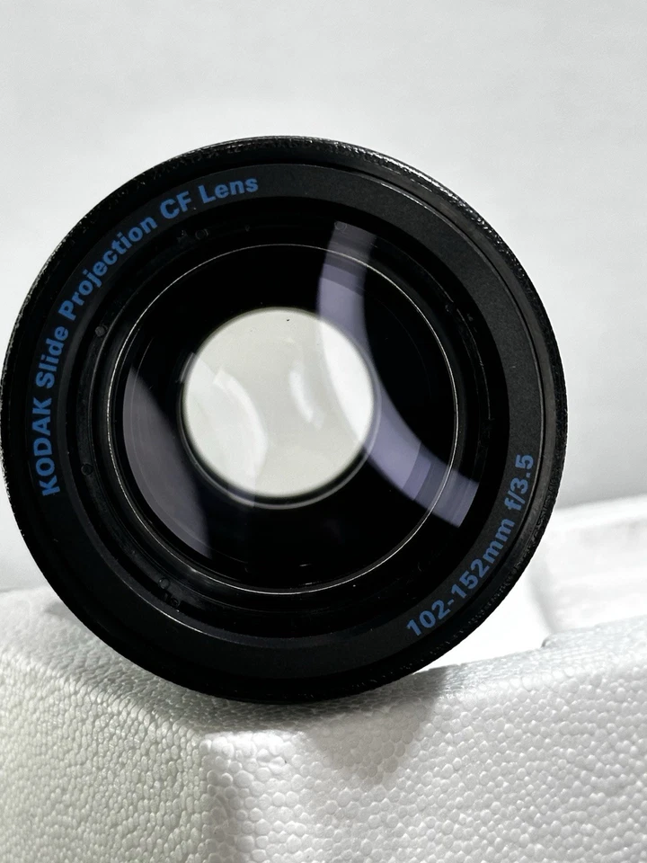 [NEAR MINT] Kodak Zoom Ektanar C 102 to 152 mm f/3.5 projection lens - Image 2 of 4
