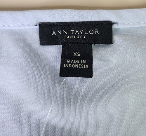 Ann Taylor Factory Light Blue Women's Blouse Size Extra Small Top NEW WITH TAGS - Picture 11 of 12