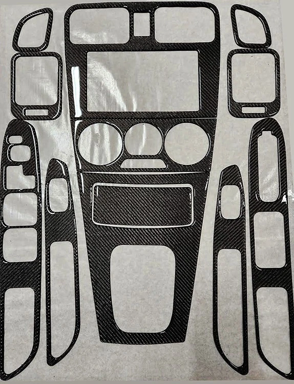 Kit de embellecedor de tablero de fibra de carbono real interior superpuesto para Subaru Forester 2003-2006 Foto 2 de 4