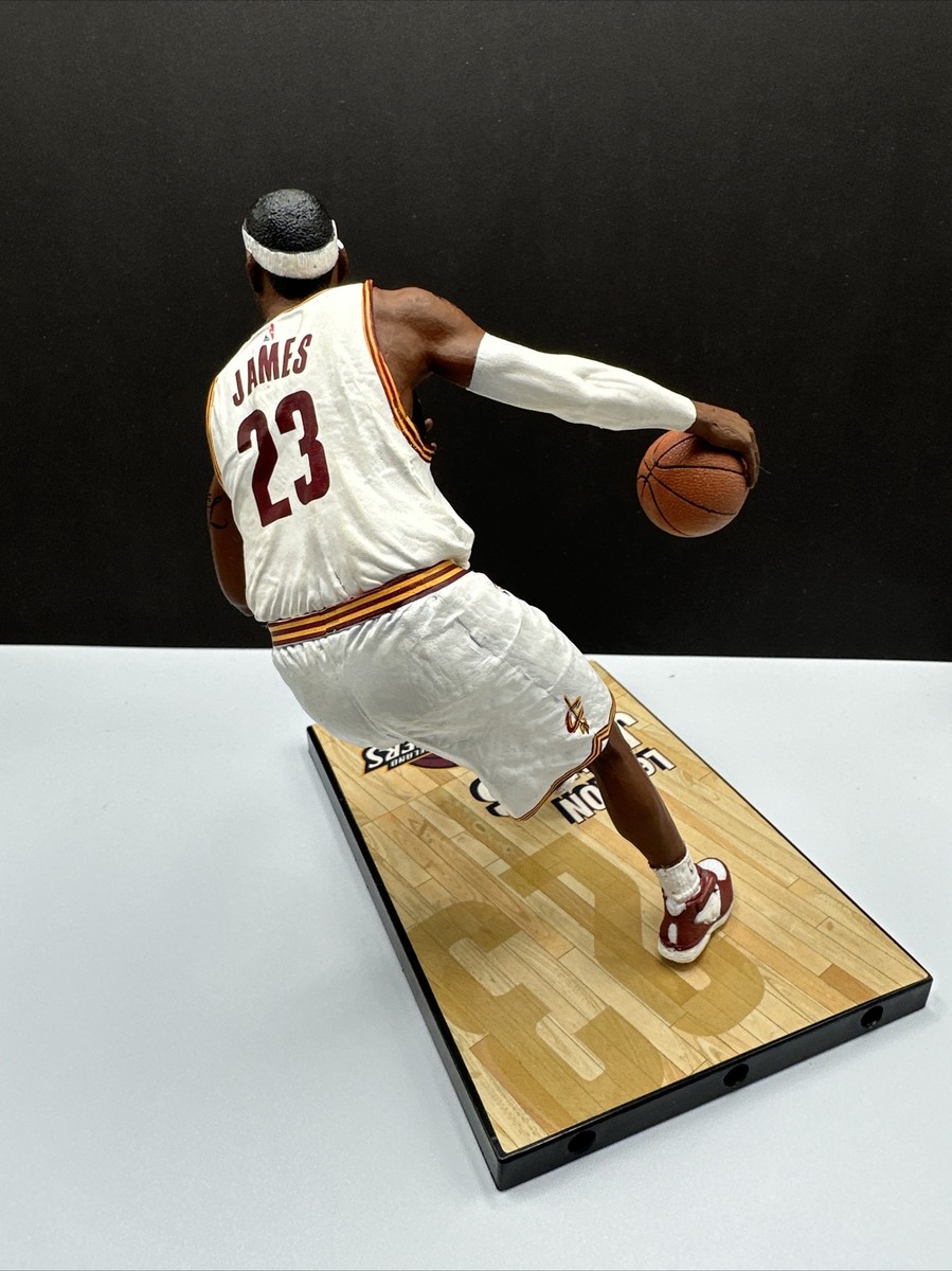 NBA Cavaliers フィギュア　レブロン&カイリー McFarlane NBA LeBron James Series 26 Action Figure Cavaliers