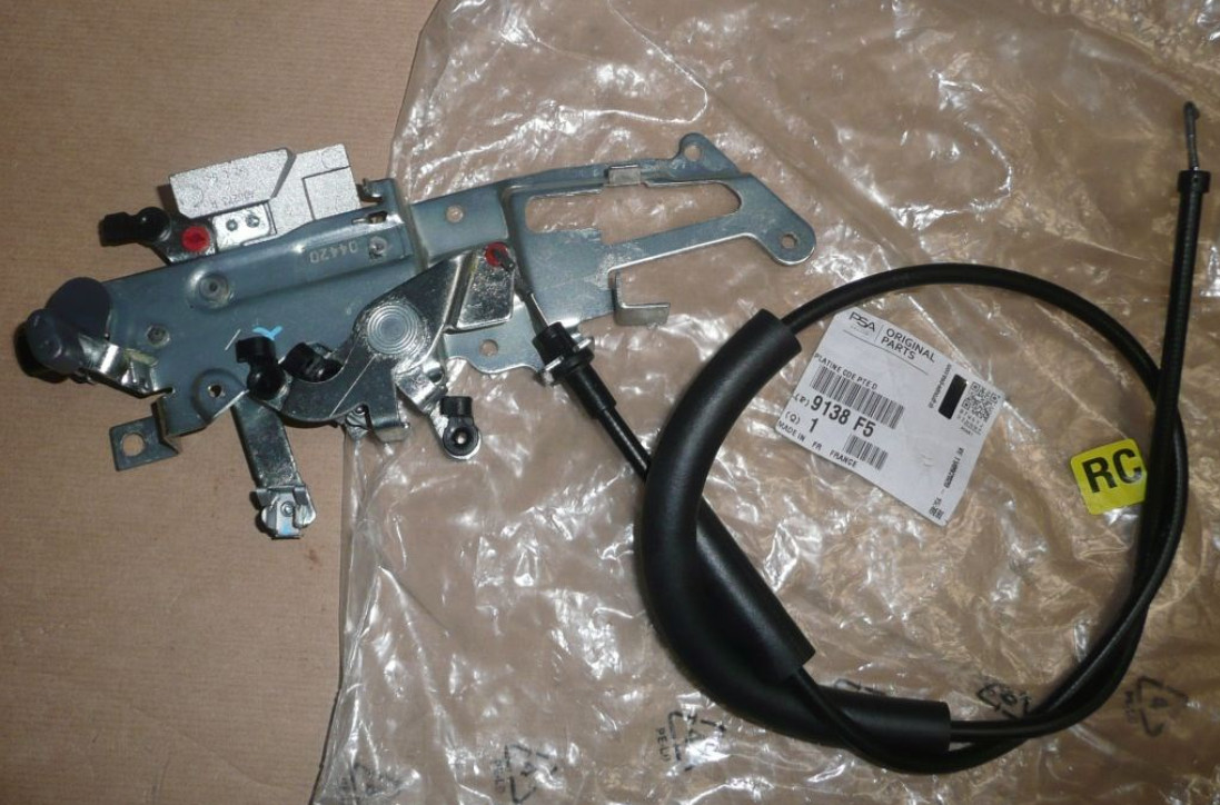 Serrure de porte coulissante PSA 9138.F5 neuve pour Citroën Berlingo II