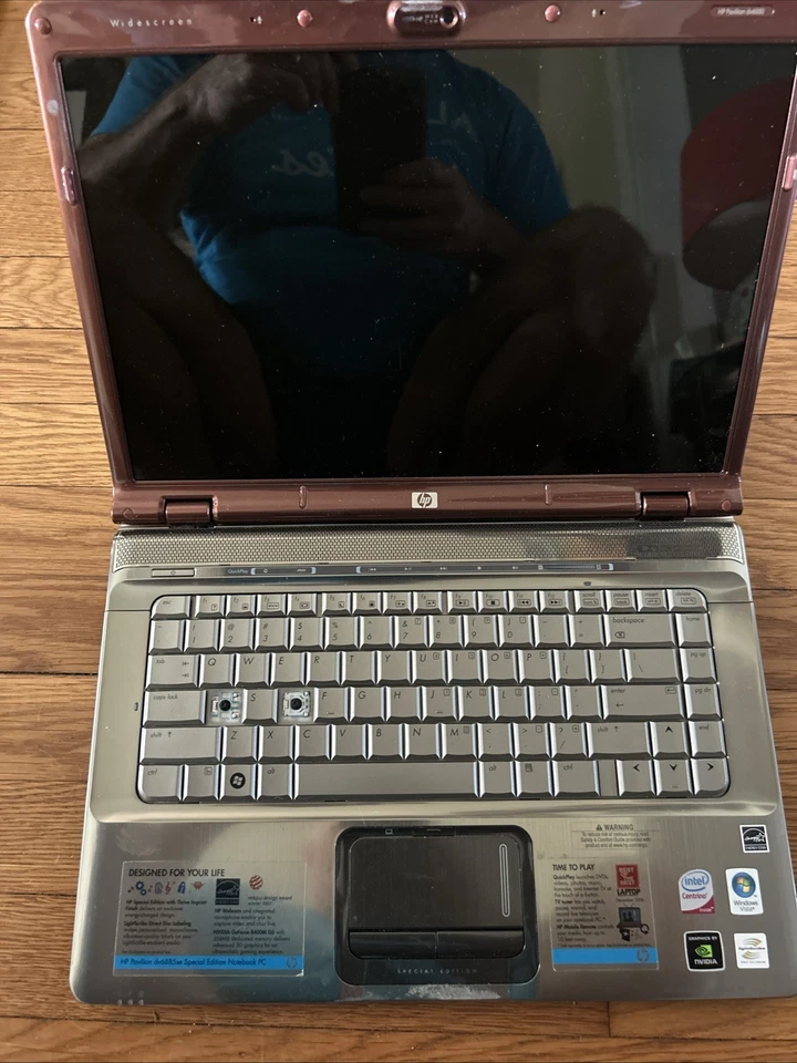 HP Pavilion DV6885se Special Laptop Special Edition Copper - Image 3 of 4