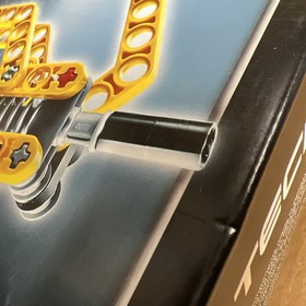 Lego 8069 Technic - Backhoe Loader - brand new sealed 