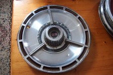 Oe Vintage 1964 Chevy Impala Ssmalibu Ss 14 Inch Wheelcover Adequate Not Show