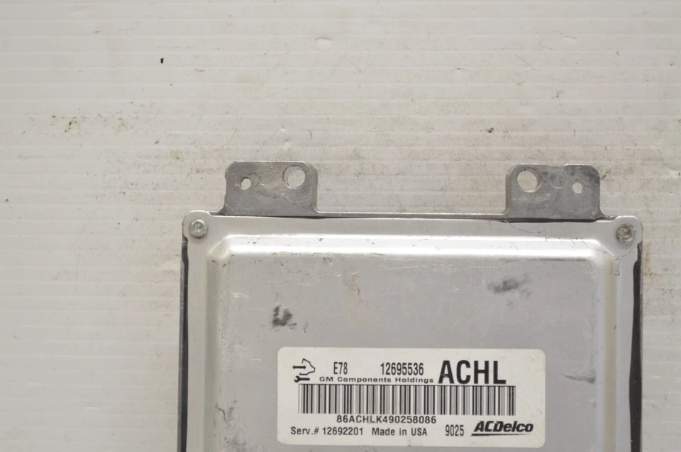 Chevrolet Express 2500 12695536 2017 2018 unidad de módulo de control del motor Ecm J59 043 Foto 3 de 4