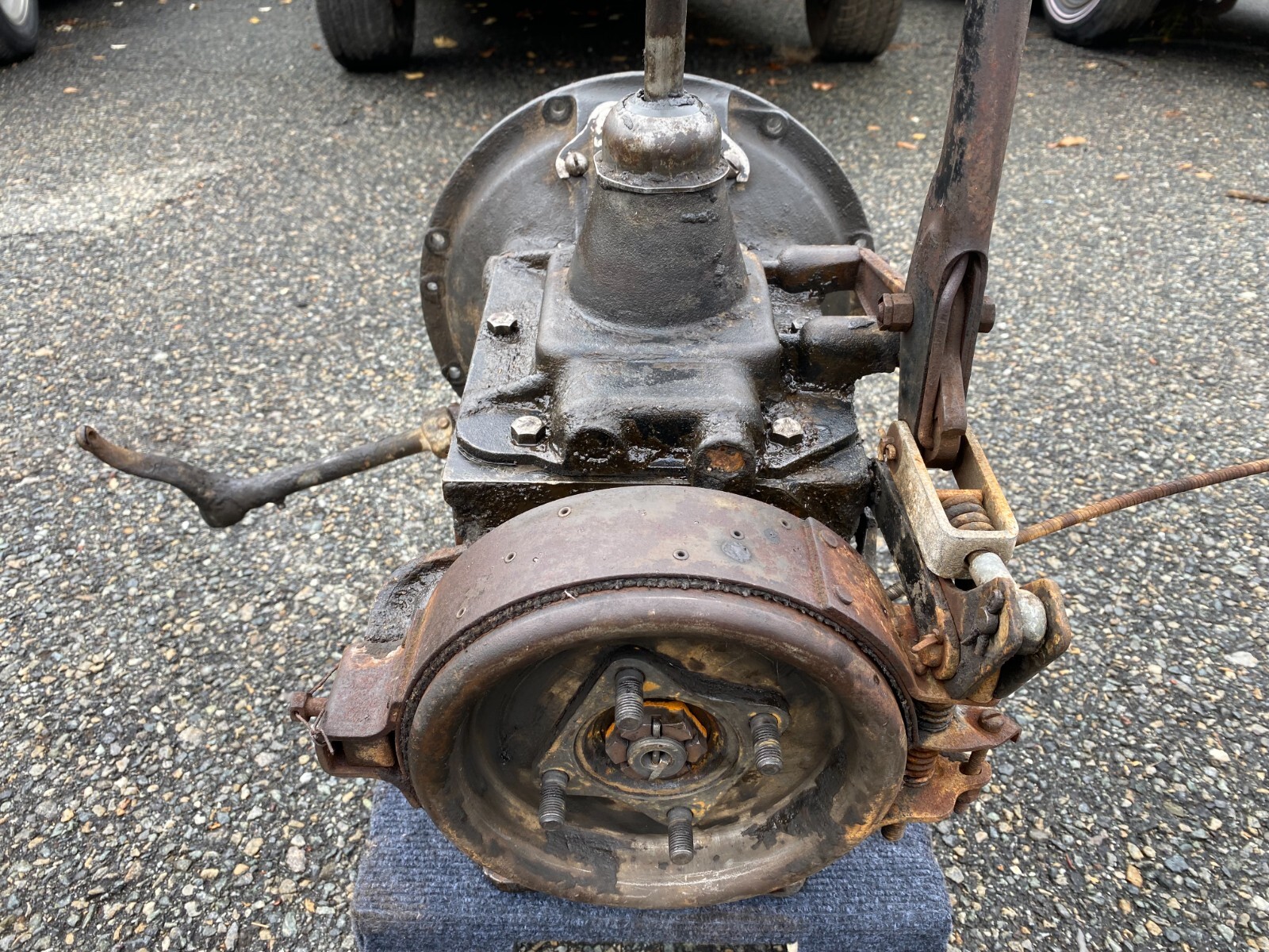 195152 Ford F2 F3 Warner T87D1 Transmission w/Parking Brake