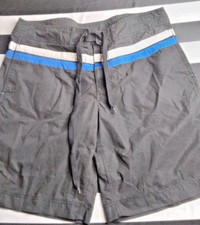 CONVERSE ONE STAR SIZE 36 BLACK BOARD SHORTS, 10  INSEAM