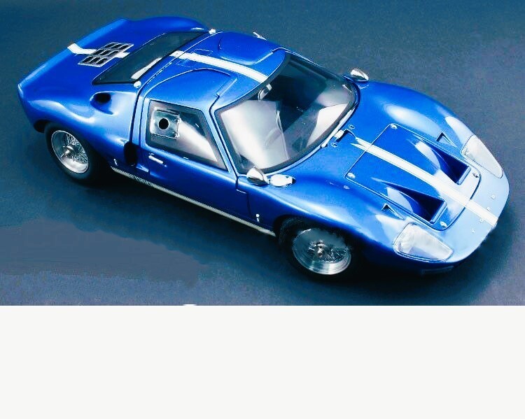 Ford GT40 w/Wire Wheel Rims/V8 Engine/Custom Metal Body 1:12 Large Scale Model