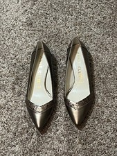 Anne Klein iflex AK7Maureen 7.5 M Gold Shiny Snake Skin Detail