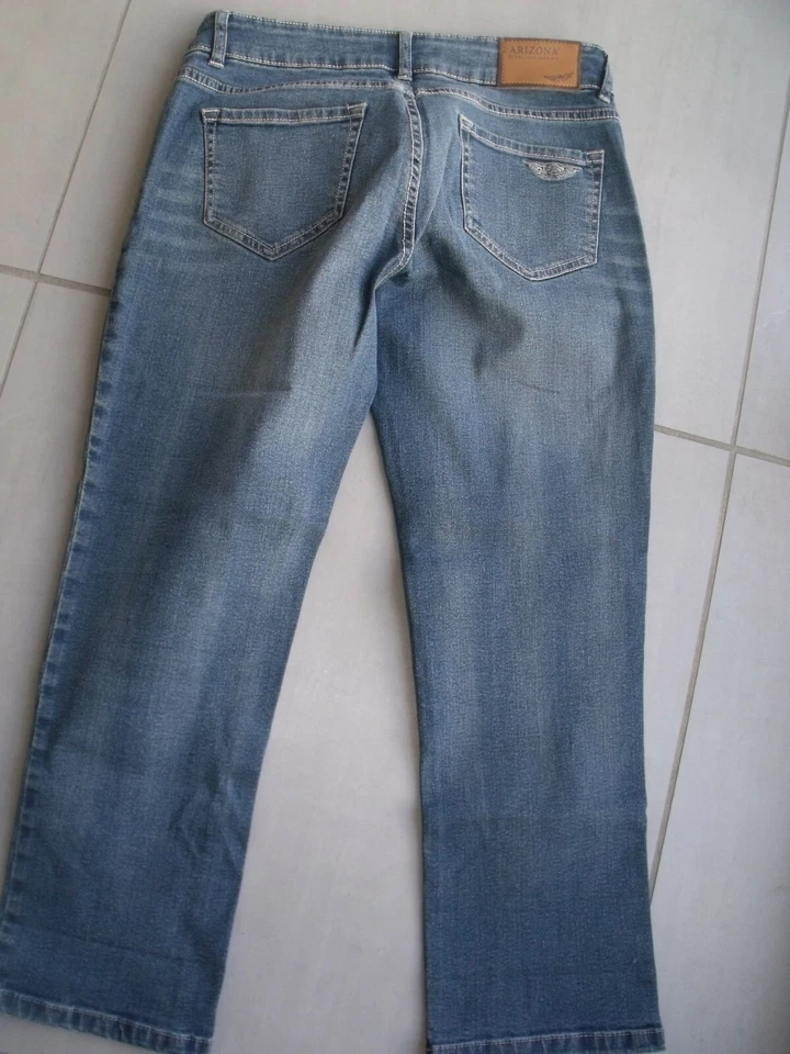 PANTACOURT JEAN FEMME ARIZONA TAILLE 40 - Photo 4/4