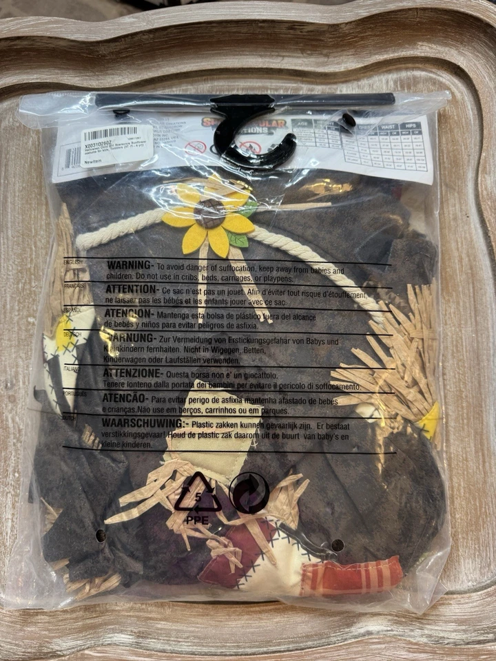 Disfraz Espantapájaros Girasol Spooktacular Creations Niño Talla Pequeña 3T-5T Nuevo con Etiquetas Foto 3 de 3