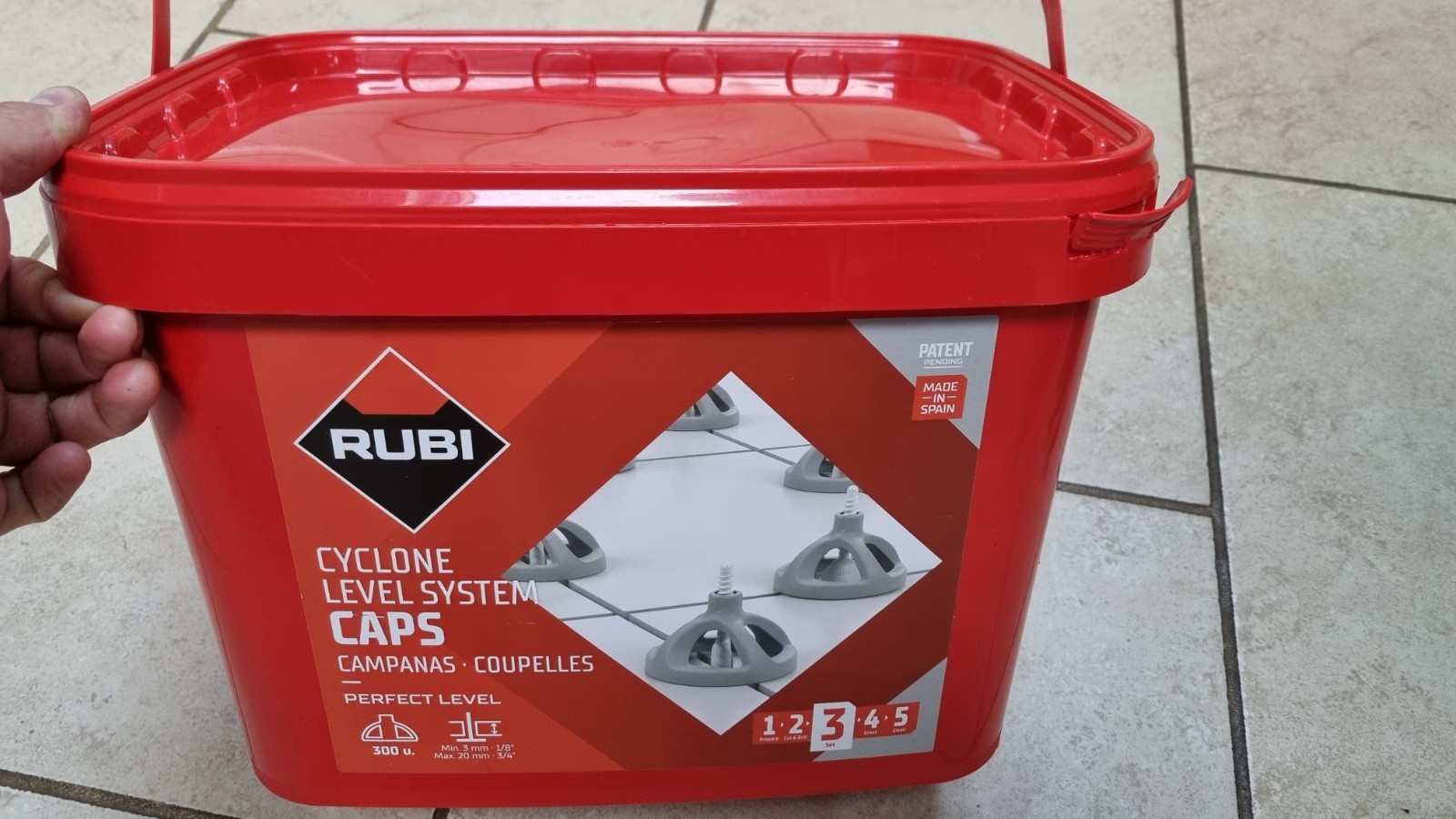 Rubi Cyclone Tile Level System Caps 300pcs