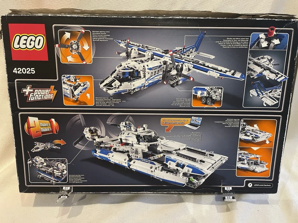 LEGO Technic 42025 Cargo Plane, photo 2 of 5
