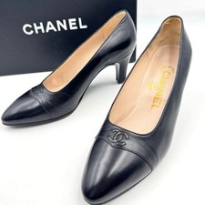 Chanel Pointed Toe Pumps Coco Mark Cap Toe Black Leather Size 34 US Abt 4 Women