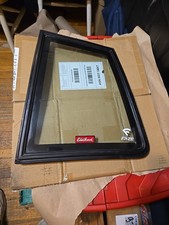 1983-1988 Chevrolet Monte Carlo Ss Rear Quarter 14 Glass Black Trim Lh Oem Nice